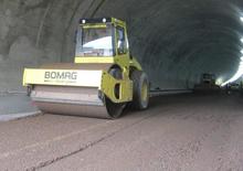 Walzenzüge Bomag BW 213 D-4