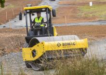 Walzenzüge Bomag BW 213 D-5