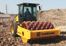 Walzenzüge Liugong CLG612H