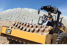 Walzenzüge Caterpillar CP54B