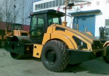 Walzenzüge YTO LT620B