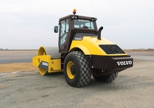 Walzenzüge Volvo SD200DX