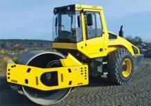 Walzenzüge Bomag BW 213 DHC-4