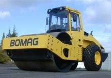 Walzenzüge Bomag BW 214 DHC-4