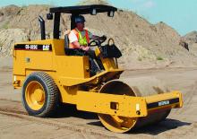 Walzenzüge Caterpillar CP323C