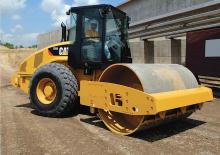 Walzenzüge Caterpillar CP56