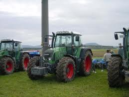 Fendt 714 Vario Technische Daten des Allradtraktors (1998 - 2006 ...