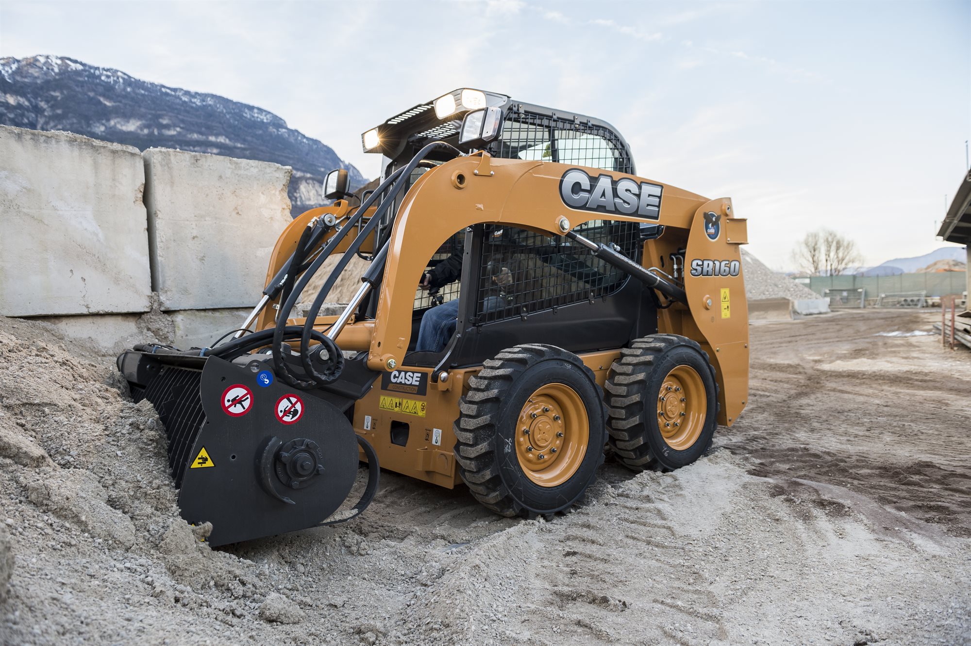 Case SR160 Technische Daten des Kompaktladers (2014 - 2025) | LECTURA Specs