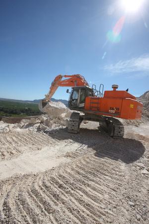 Hitachi ZX 520 LCH-3 Bagger technische Daten (2003 - 2010