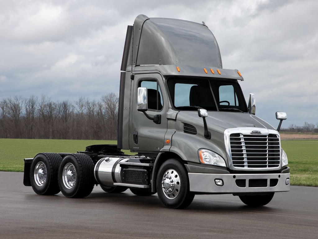 Freightliner Cascadia 113 48 XT Detroit DD13 Technische Daten